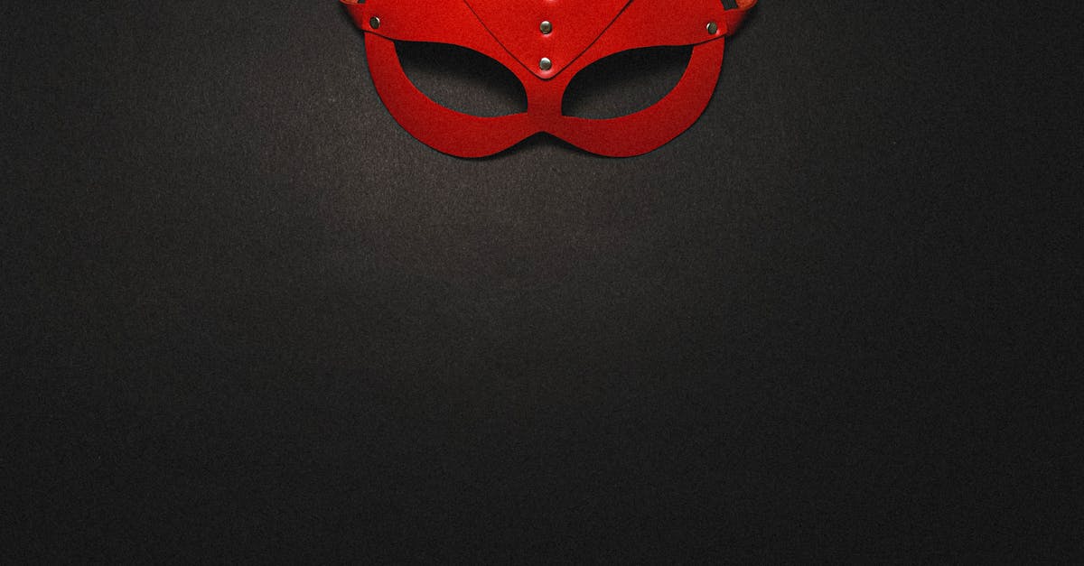 Why Sensory Exploration Can Transform Your Intimate Life